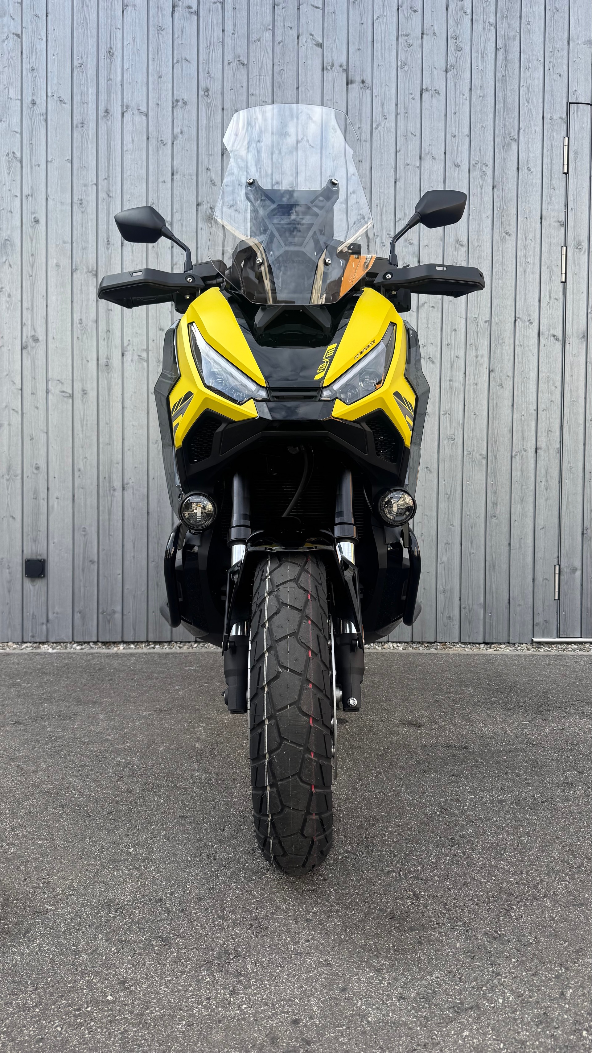 HONDA X-ADV 750-showroom-element-3