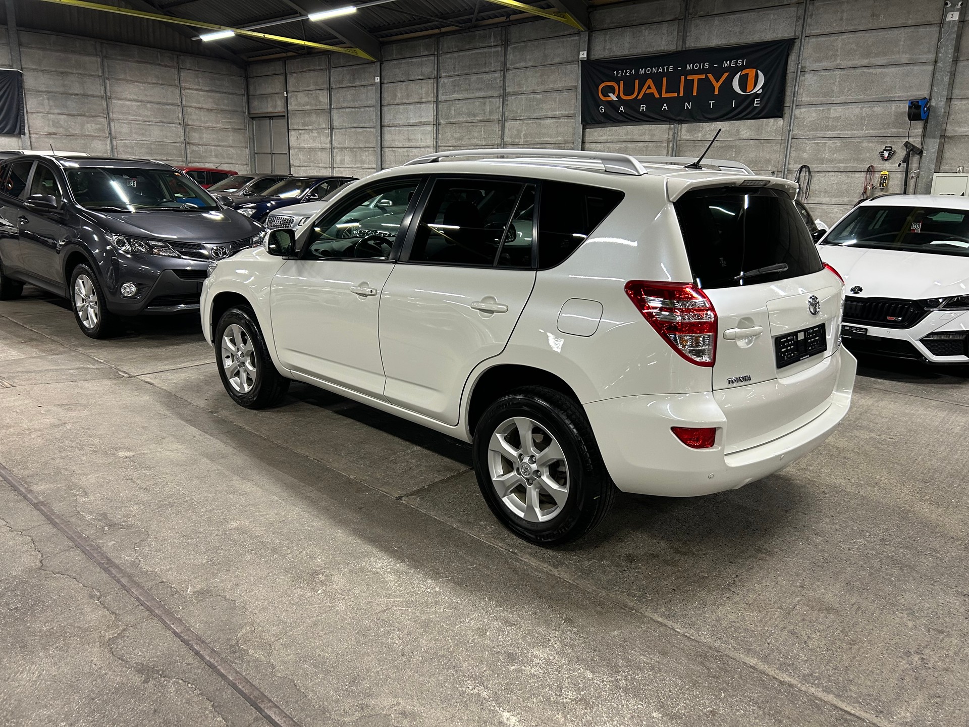 TOYOTA RAV-4 2.0 16V Linea Sol Multidrive-image-5