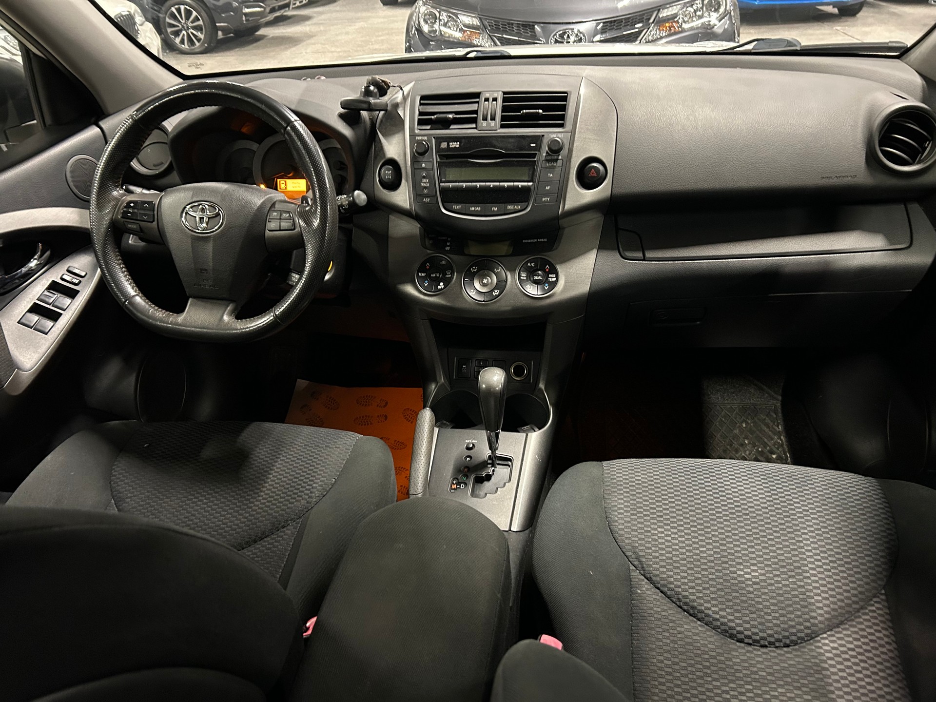 TOYOTA RAV-4 2.0 16V Linea Sol Multidrive-image-12