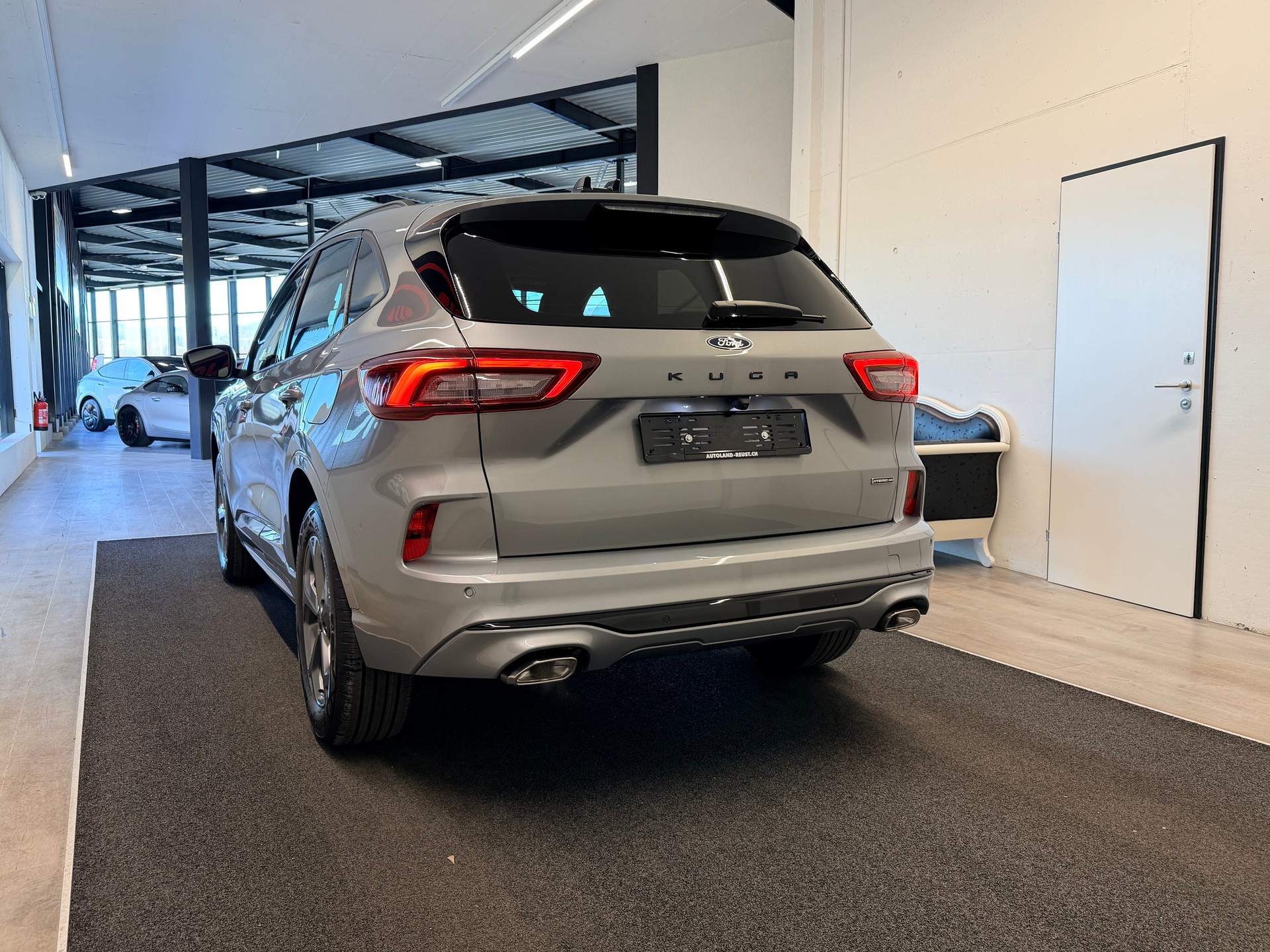 FORD Kuga 2.5 FHEV ST-Line 4WD-image-7