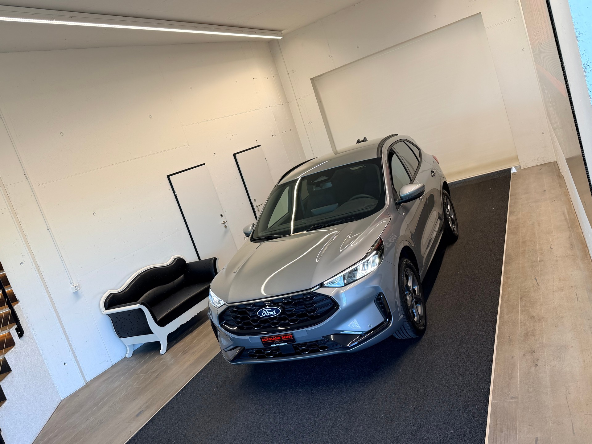 FORD Kuga 2.5 FHEV ST-Line 4WD-image-3