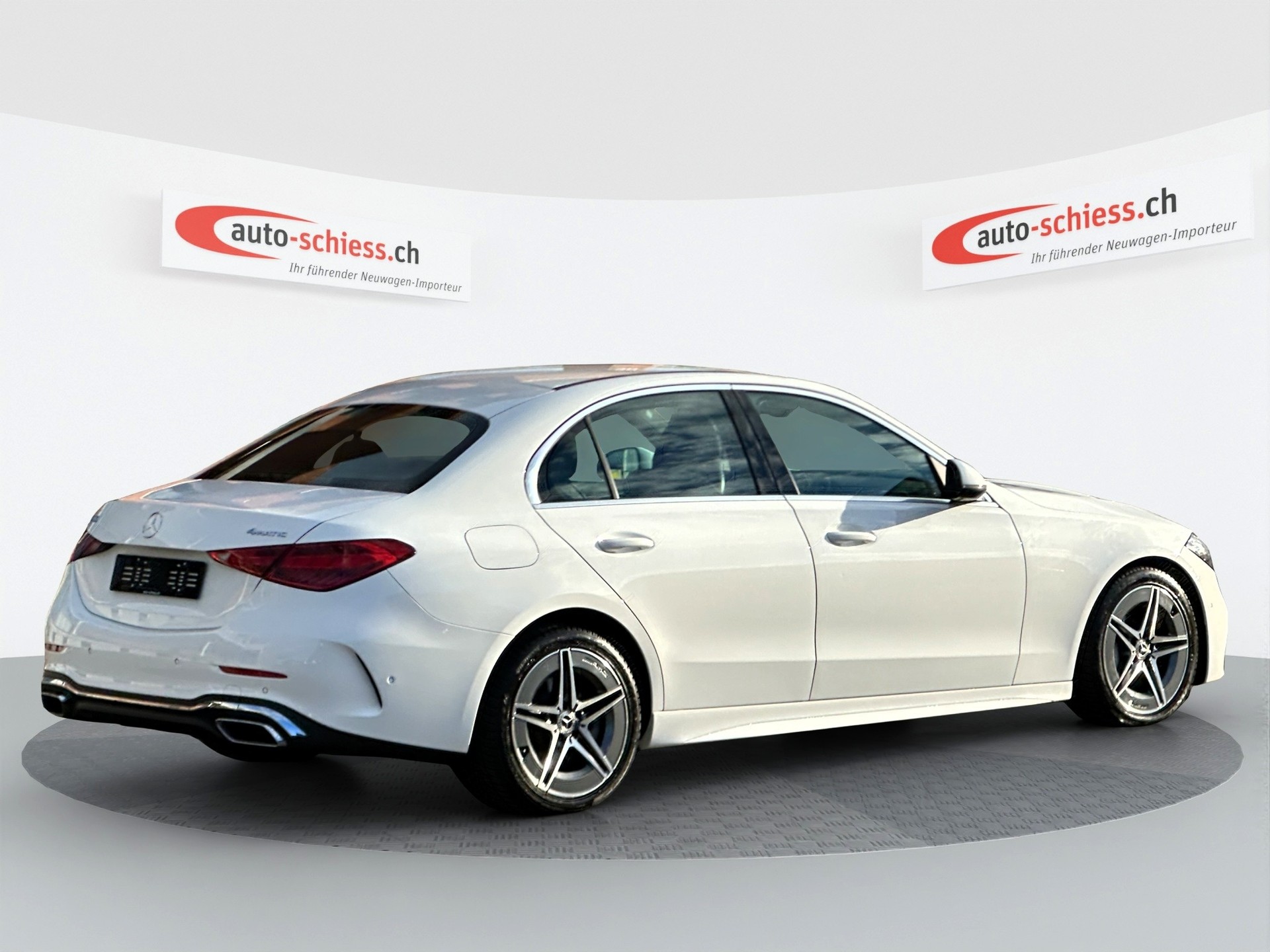 MERCEDES-BENZ C 200 4Matic AMG Line-image-4