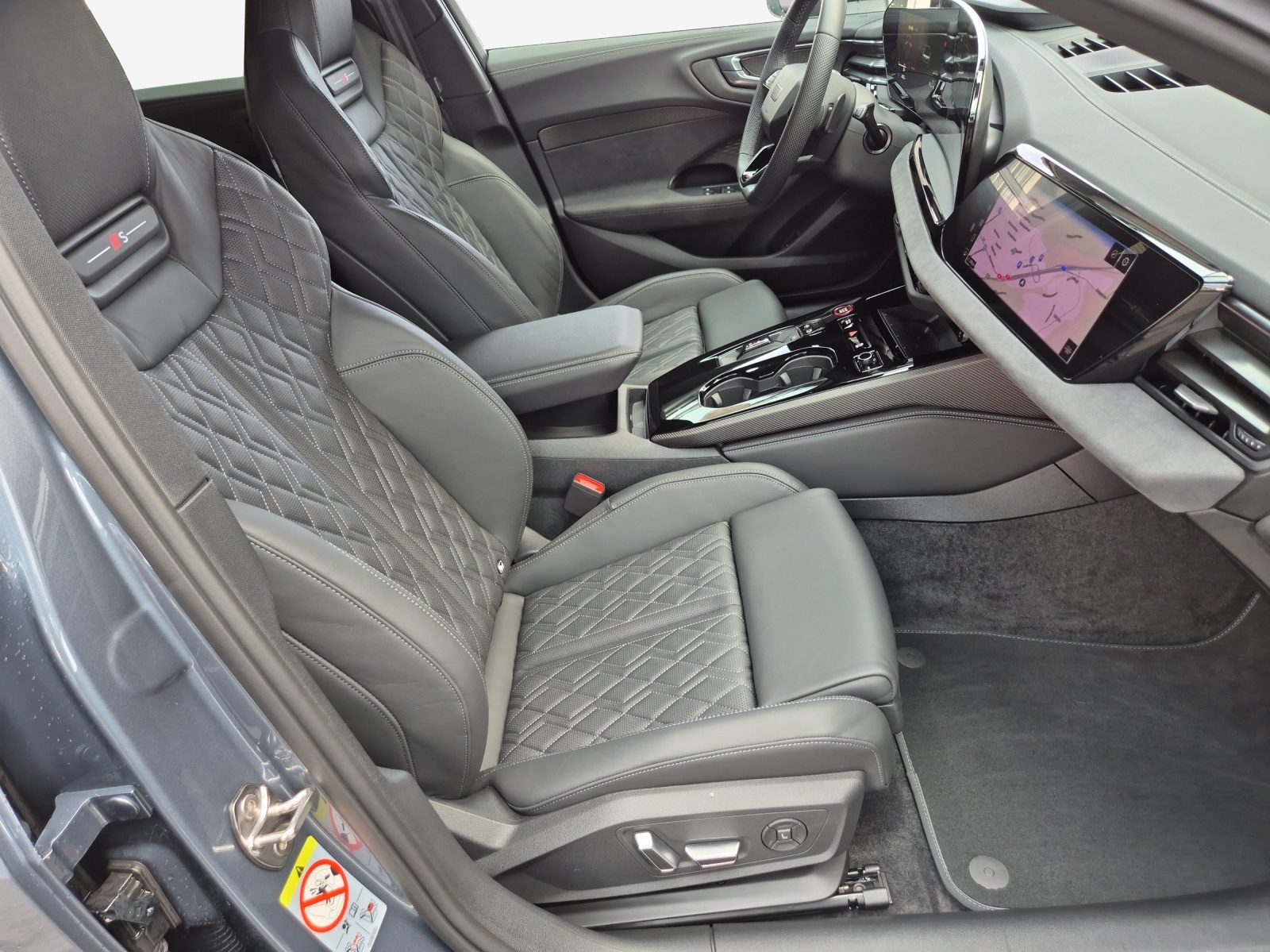 AUDI S5 Avant TFSI quattro S tronic-image-14