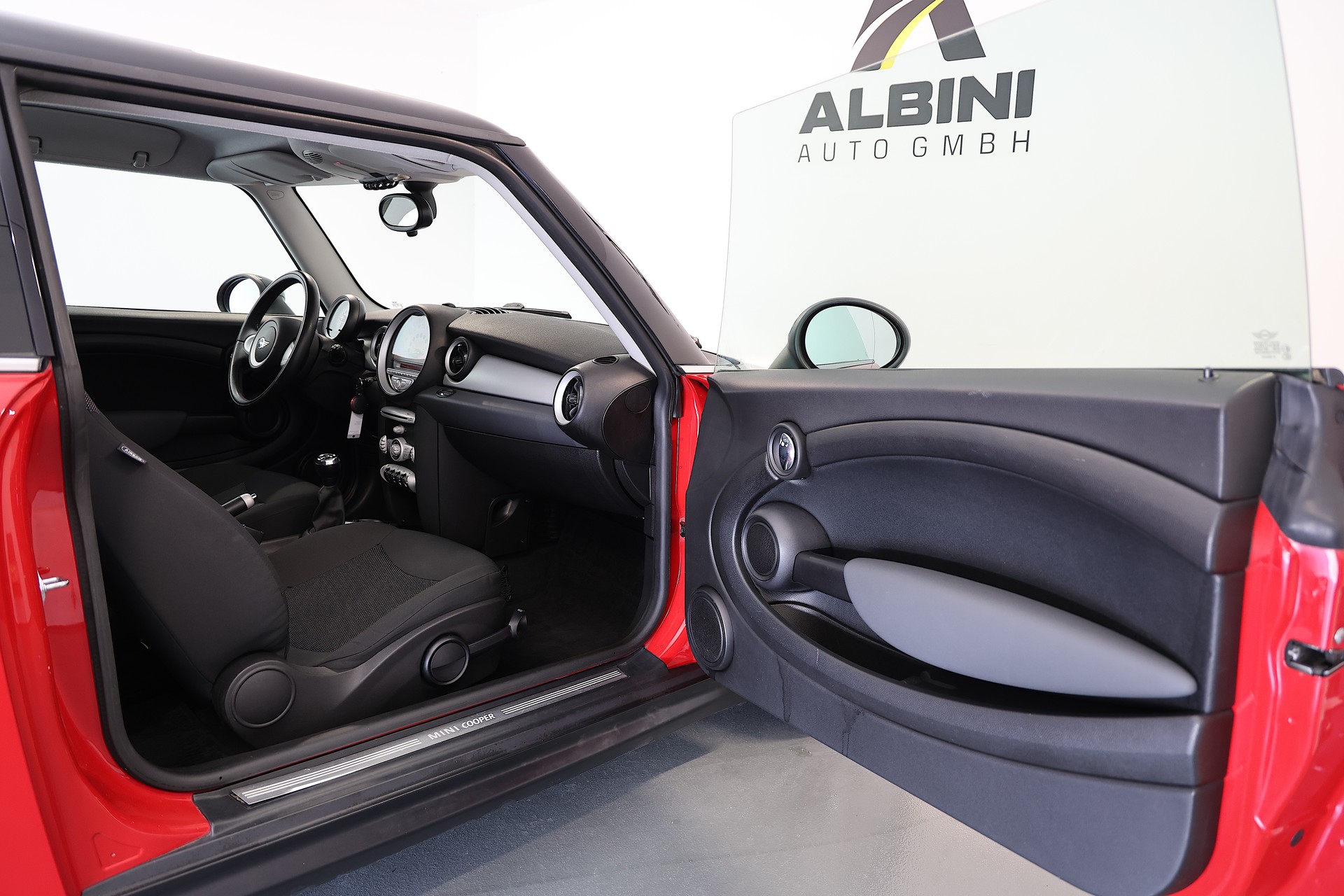 MINI Cooper-image-8