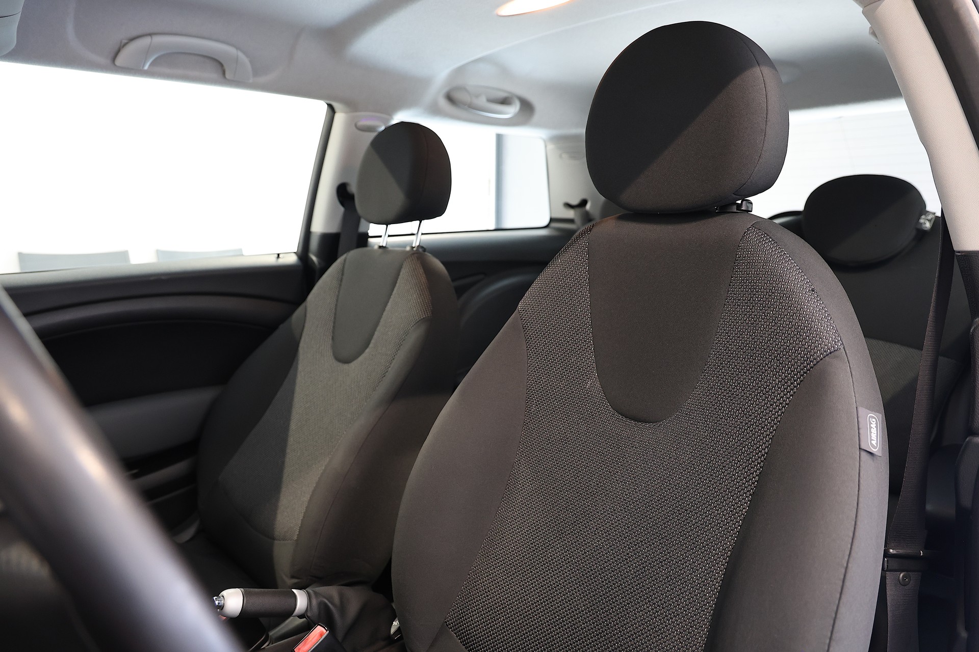 MINI Cooper-image-6