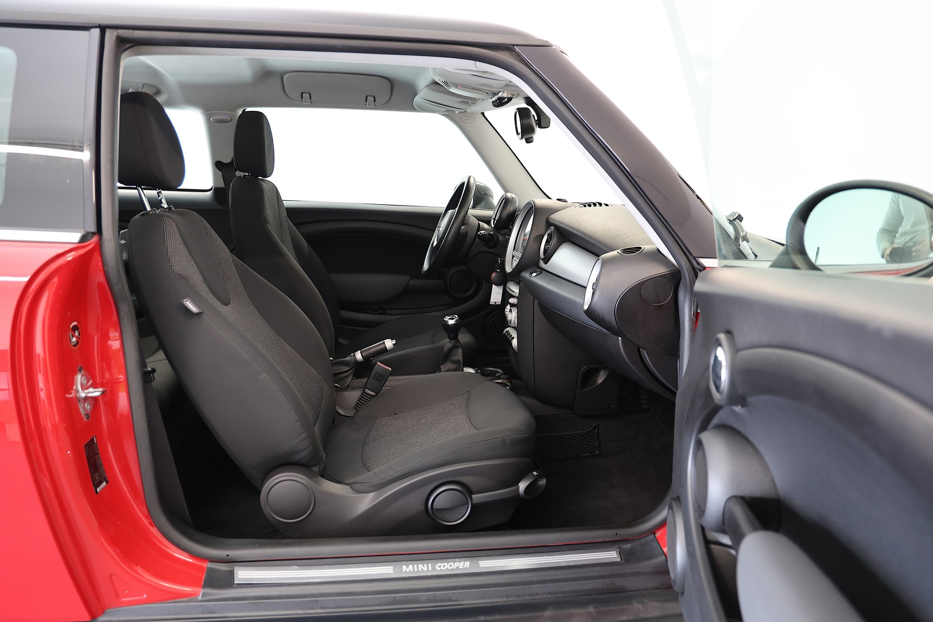 MINI Cooper-image-9