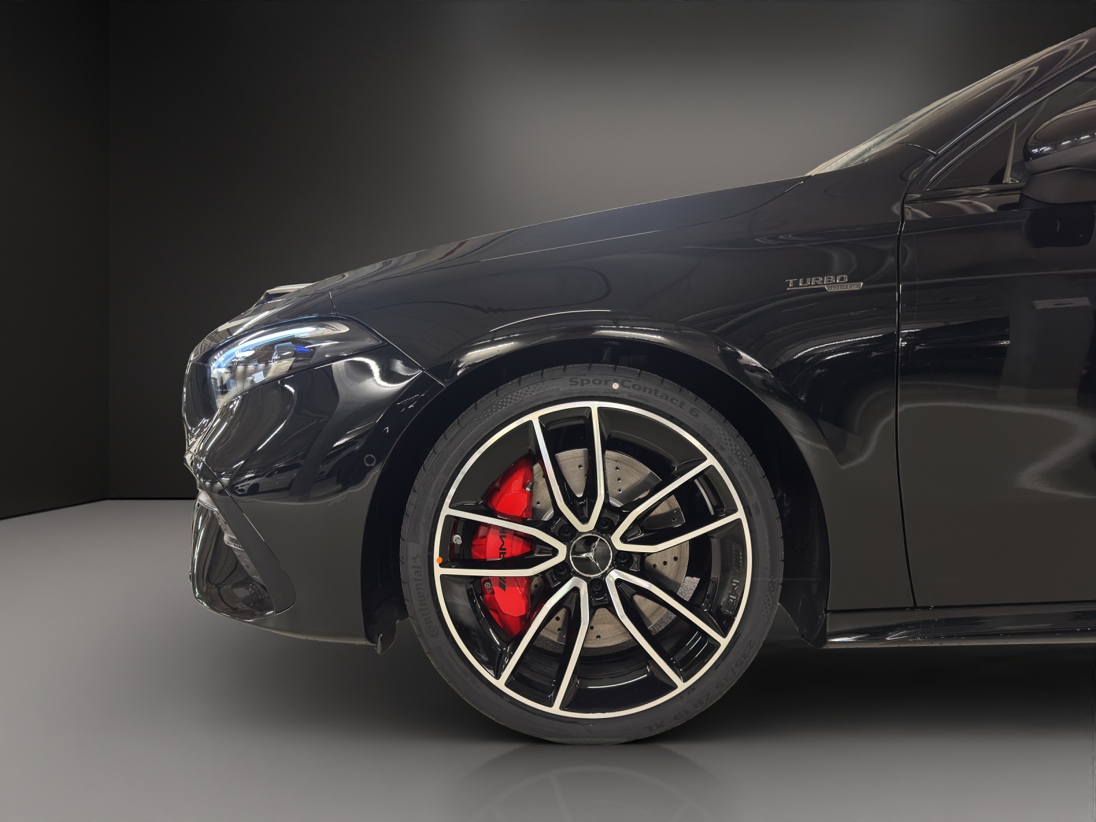 MERCEDES-BENZ A AMG 35 4Matic 8G-DCT-image-8