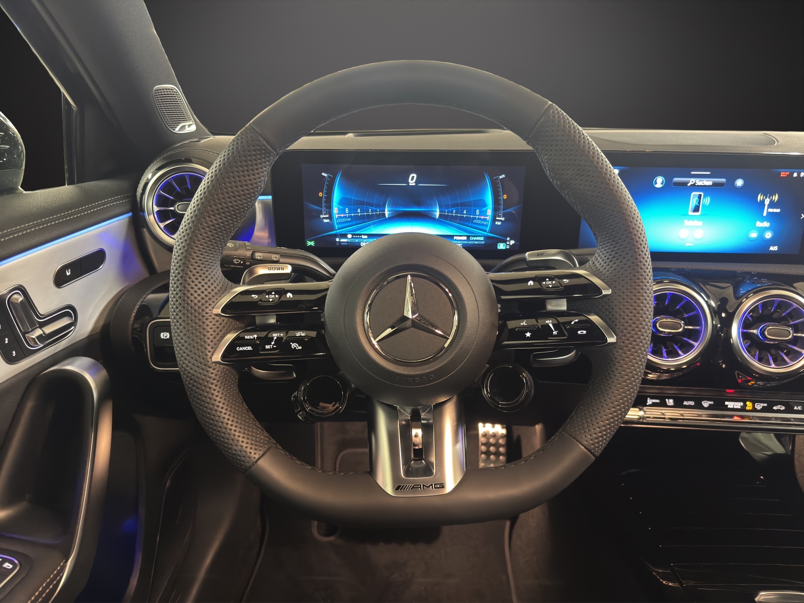 MERCEDES-BENZ A AMG 35 4Matic 8G-DCT-image-13