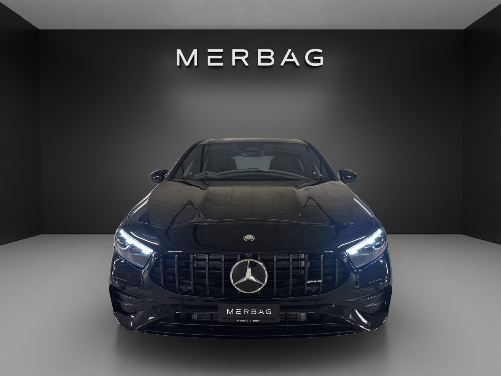 MERCEDES-BENZ A AMG 35 4Matic 8G-DCT-image-1