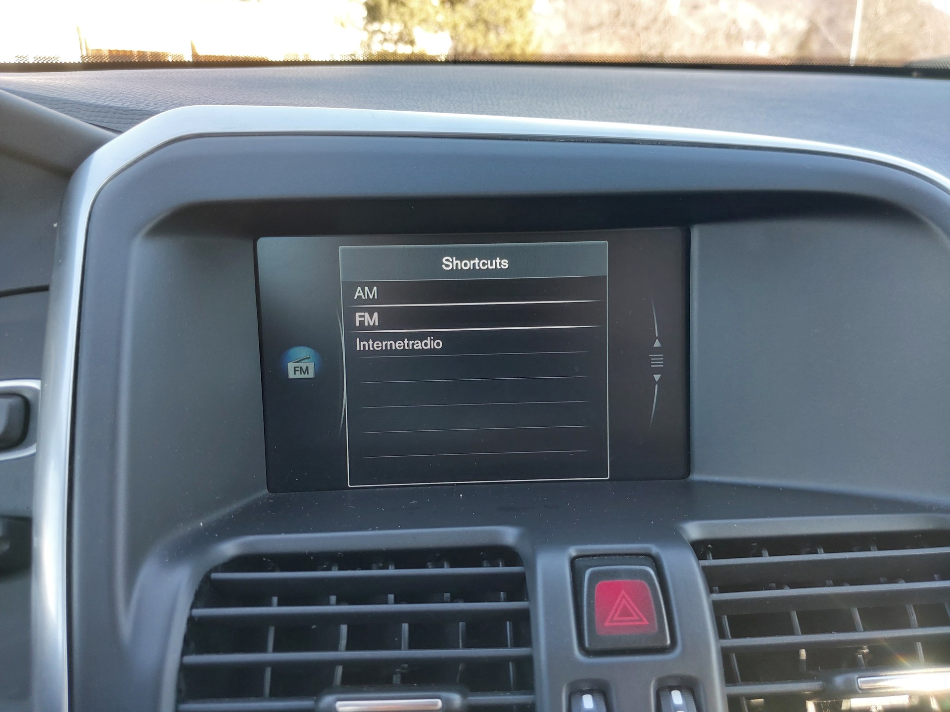 VOLVO XC60 D4 AWD Summum Geartronic-image-11