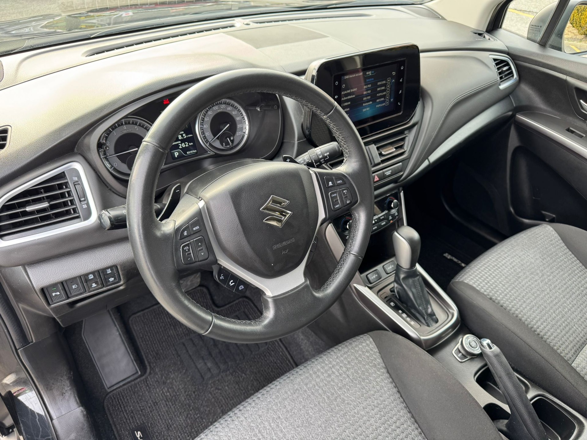 SUZUKI S-Cross 1.4 Comp+ 4x4A-image-8