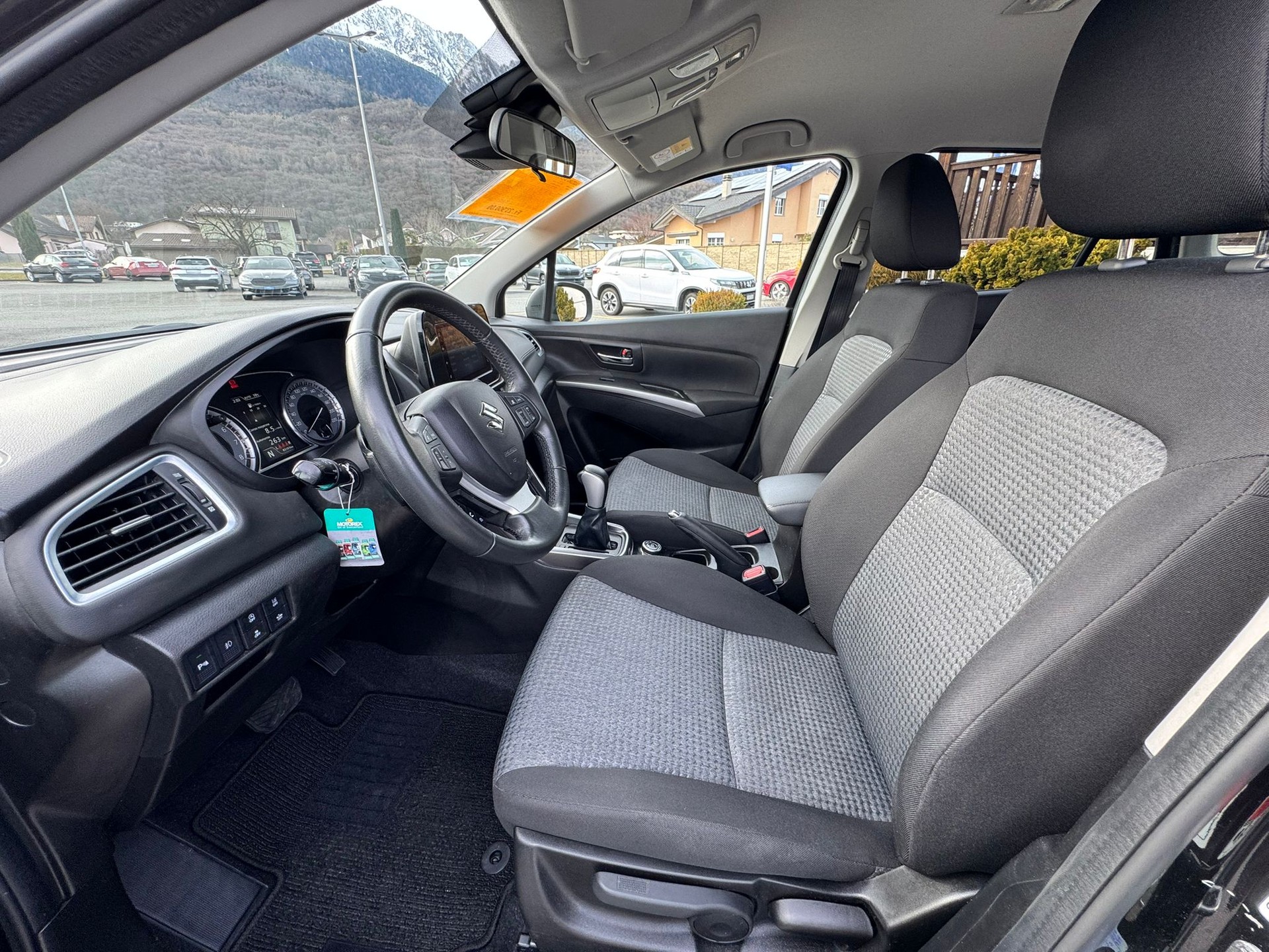 SUZUKI S-Cross 1.4 Comp+ 4x4A-image-10