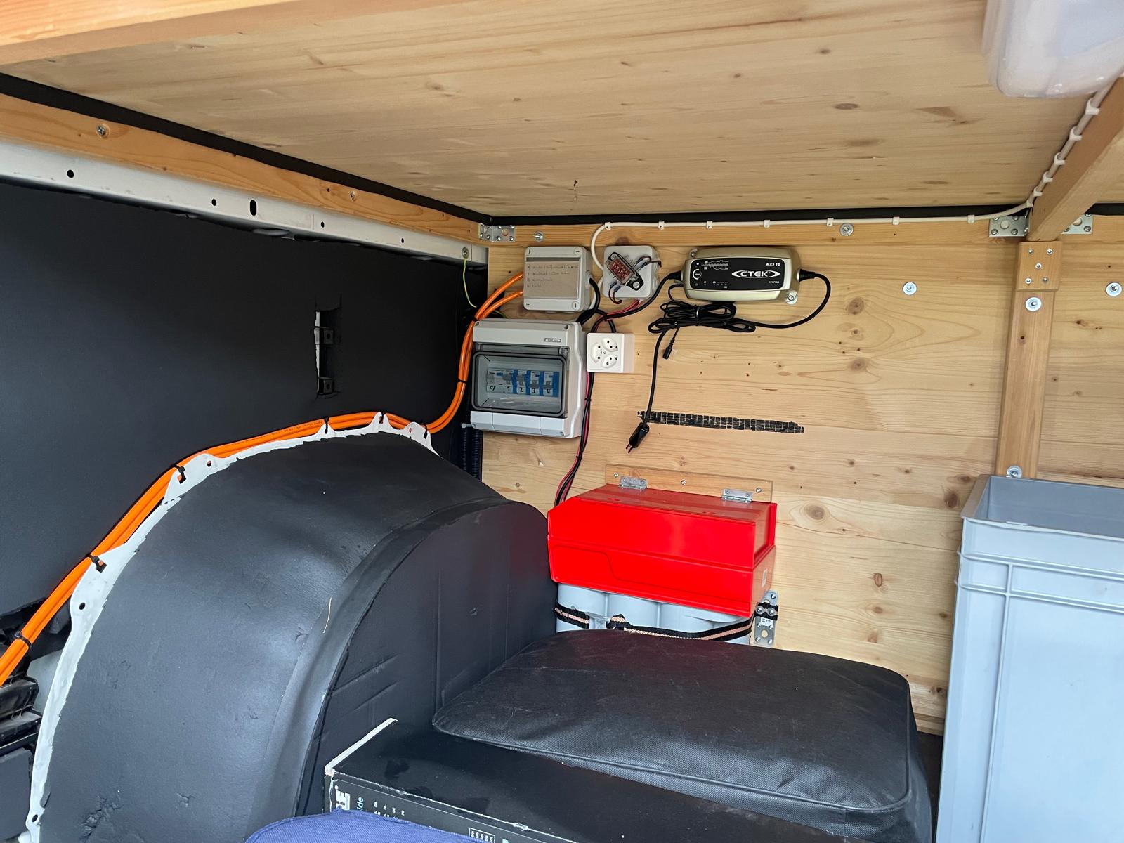 FIAT Ducato 17 3.0 JTD-image-14