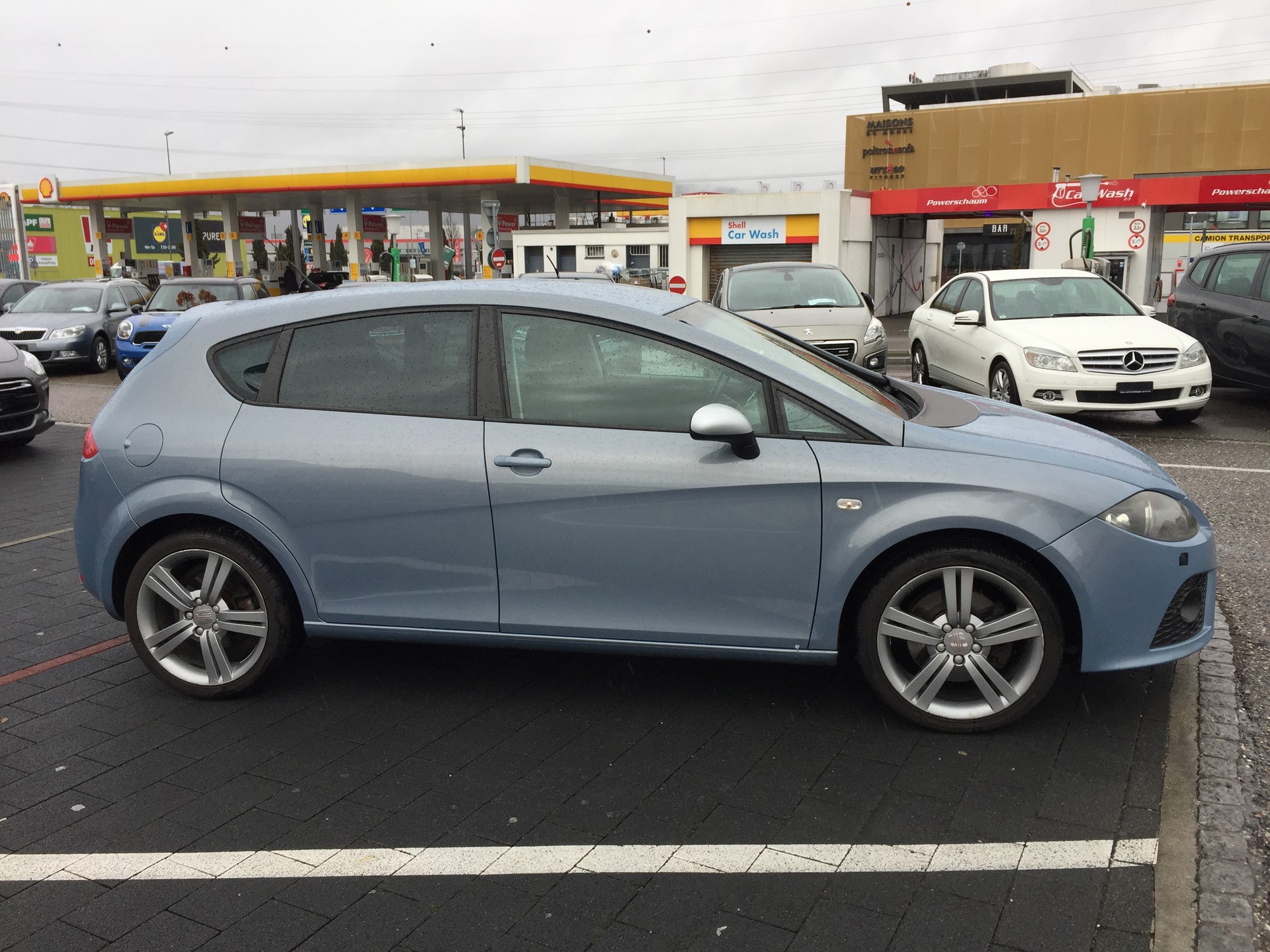 SEAT Leon 2.0 TSI FR-image-15