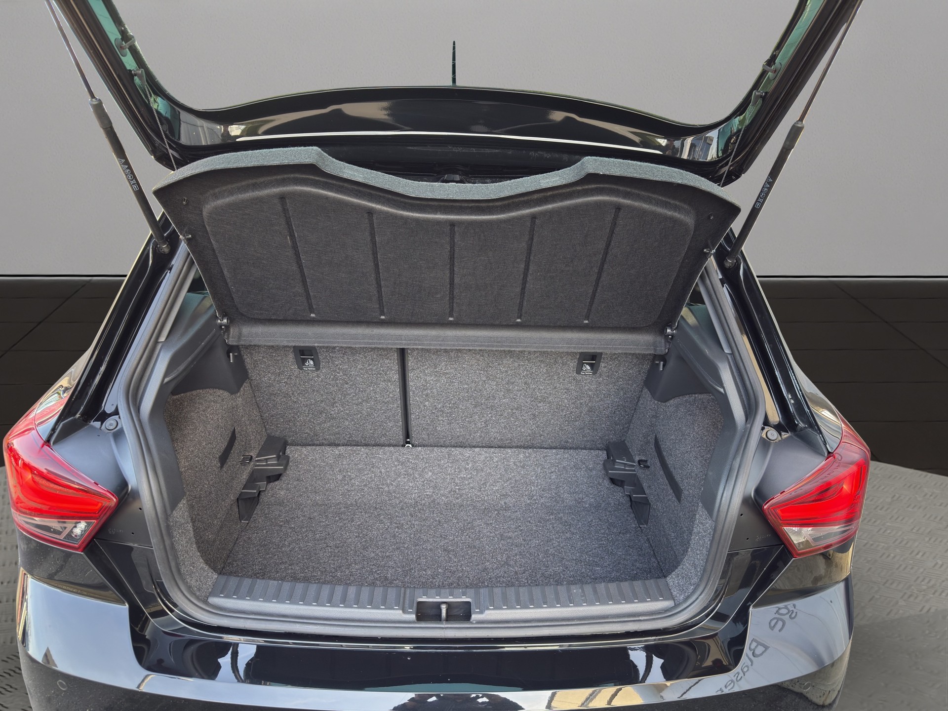 SEAT Ibiza 1.0 EcoTSI Move FR DSG-image-8