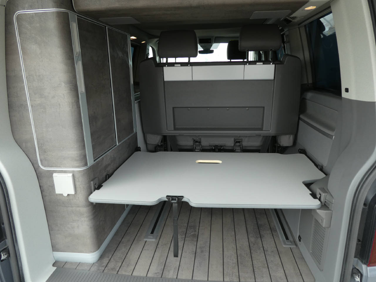 VW T6.1 California 2.0 Bi-TDI Ocean Edition Liberty 4Motion DSG-image-16