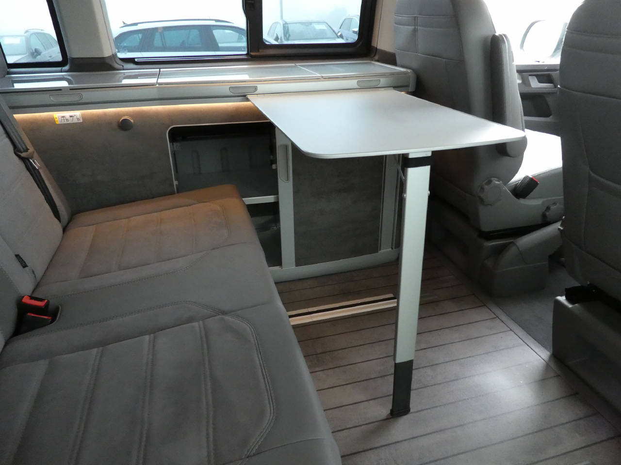 VW T6.1 California 2.0 Bi-TDI Ocean Edition Liberty 4Motion DSG-image-14