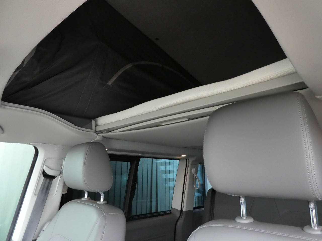 VW T6.1 California 2.0 Bi-TDI Ocean Edition Liberty 4Motion DSG-image-10