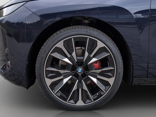 BMW iX xDrive60 M Sport Pro-image-14