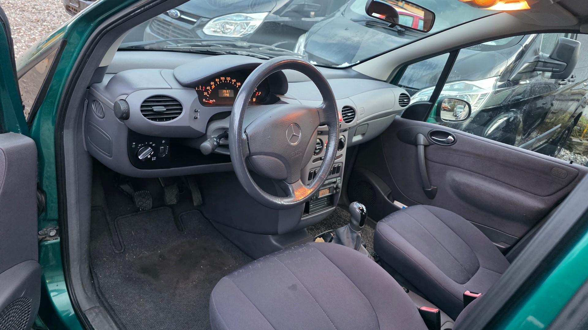 MERCEDES-BENZ A 160 Elégance-image-4