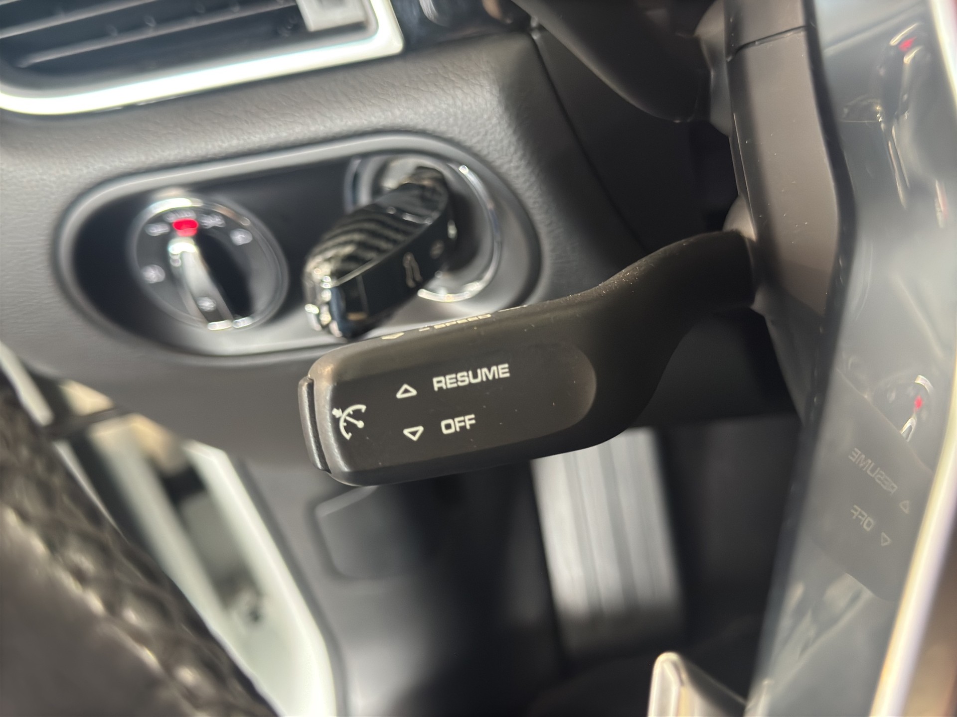 PORSCHE Macan S Diesel PDK-image-23