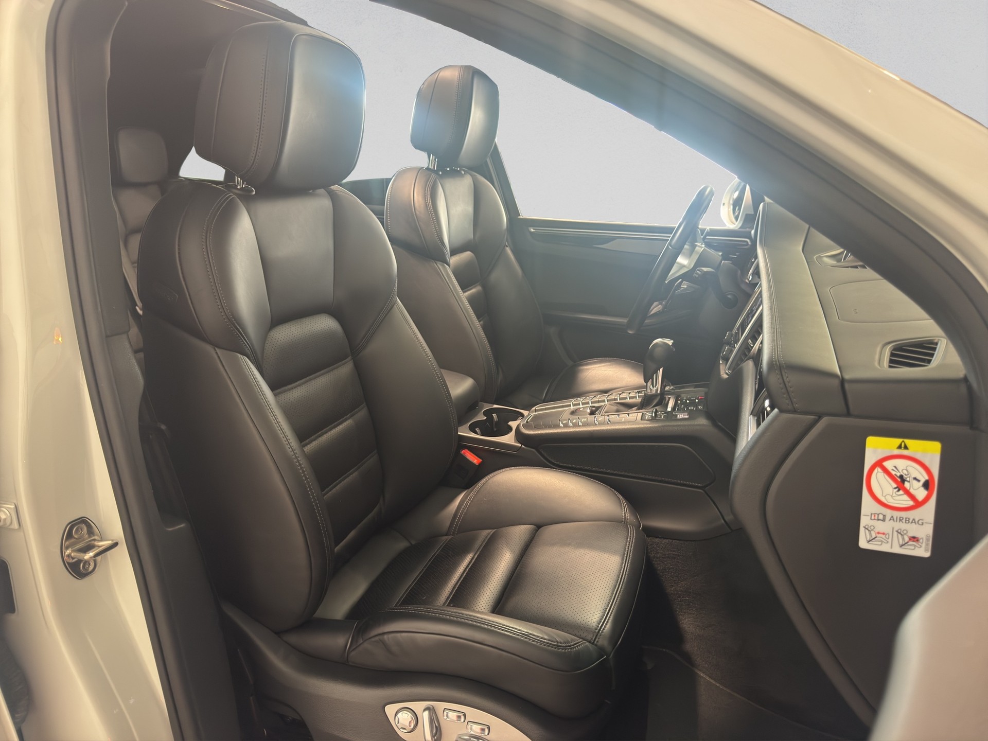 PORSCHE Macan S Diesel PDK-image-15