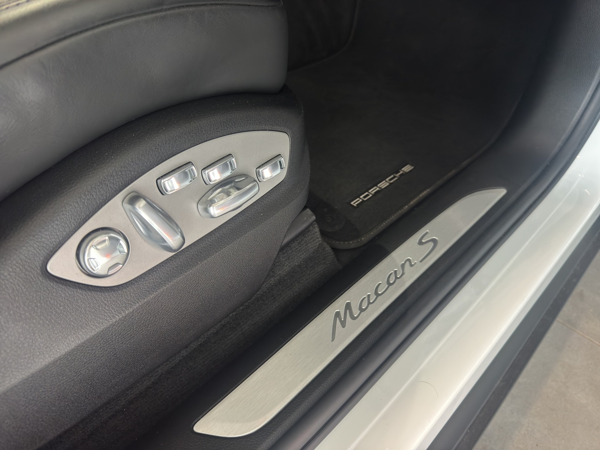 PORSCHE Macan S Diesel PDK-image-20