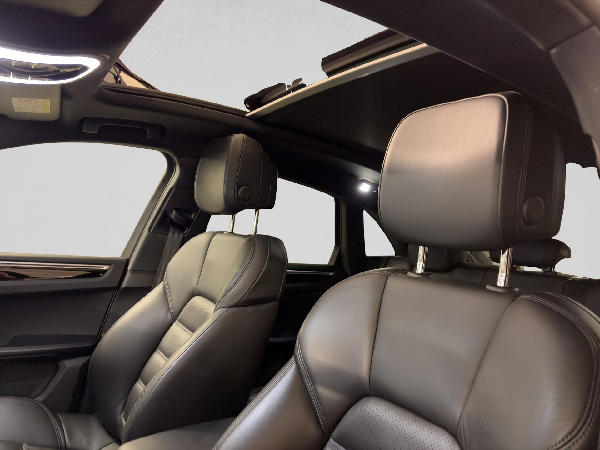 PORSCHE Macan S Diesel PDK-image-11