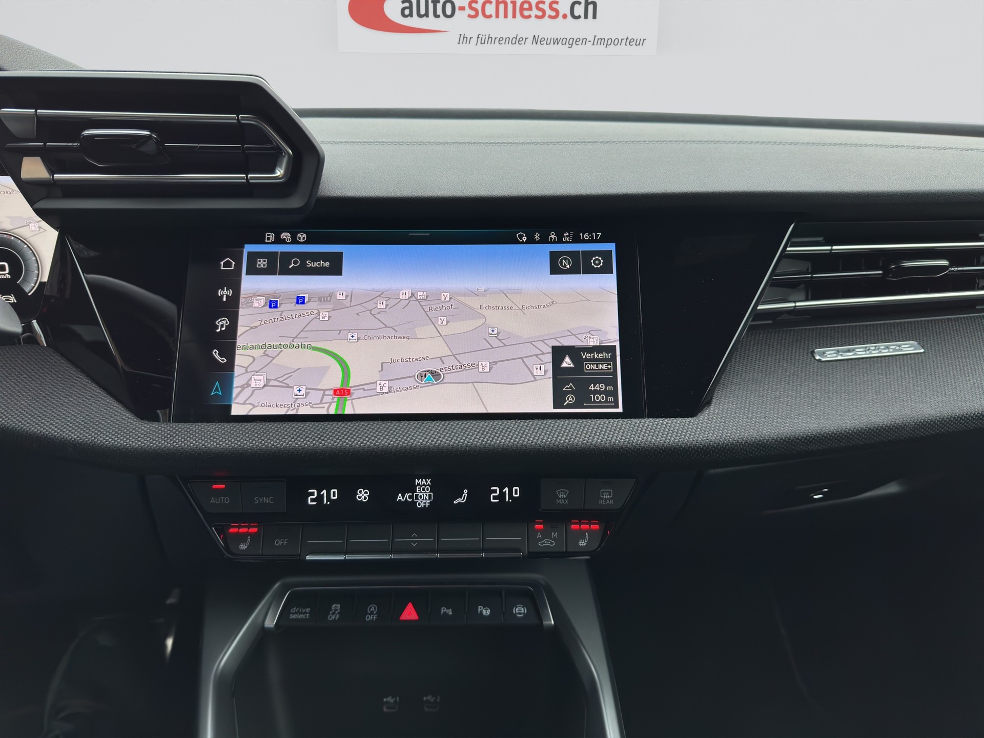 AUDI S3 Sportback TFSI quattro S-tronic-image-12