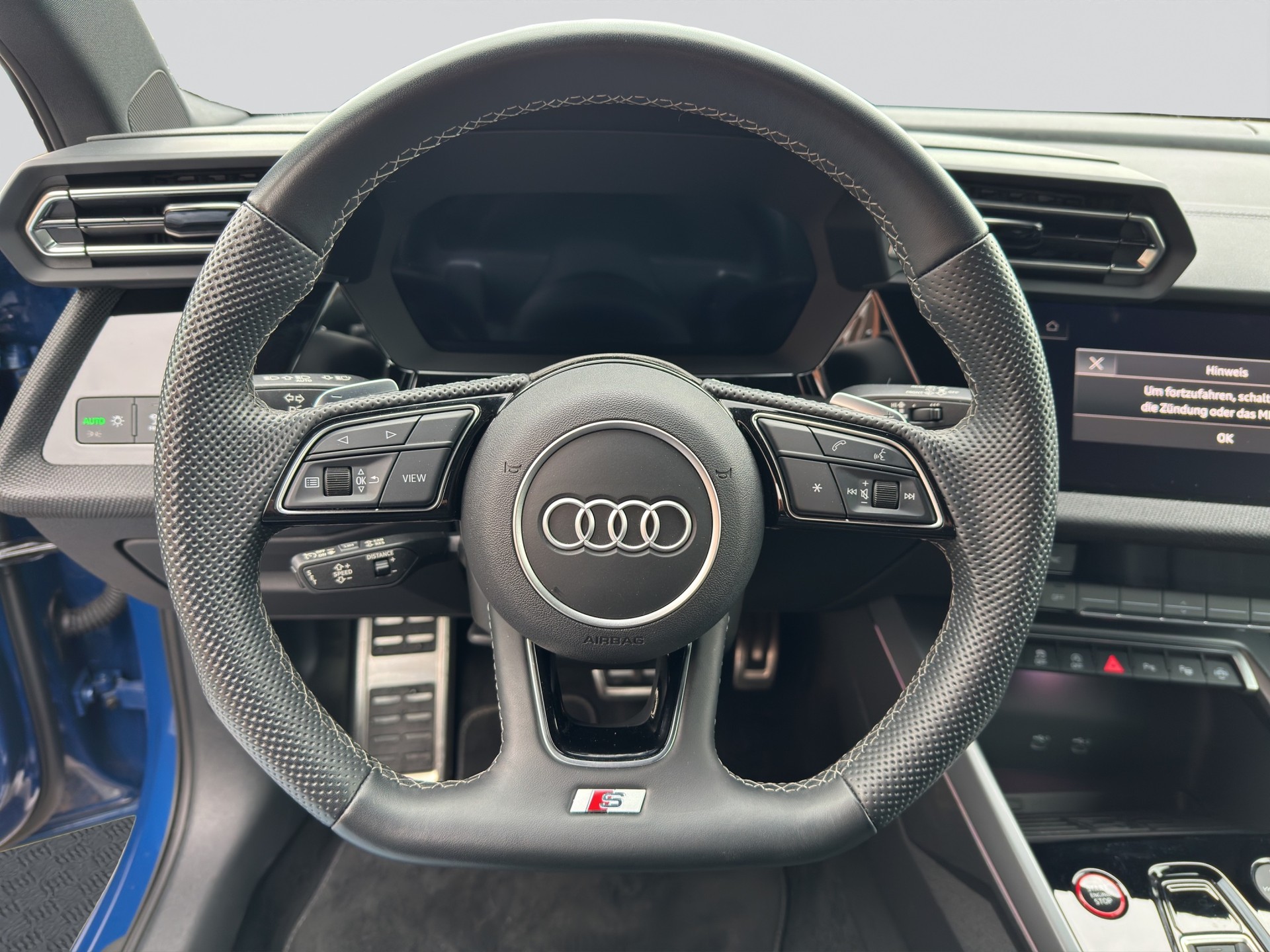 AUDI S3 Sportback TFSI quattro S-tronic-image-10