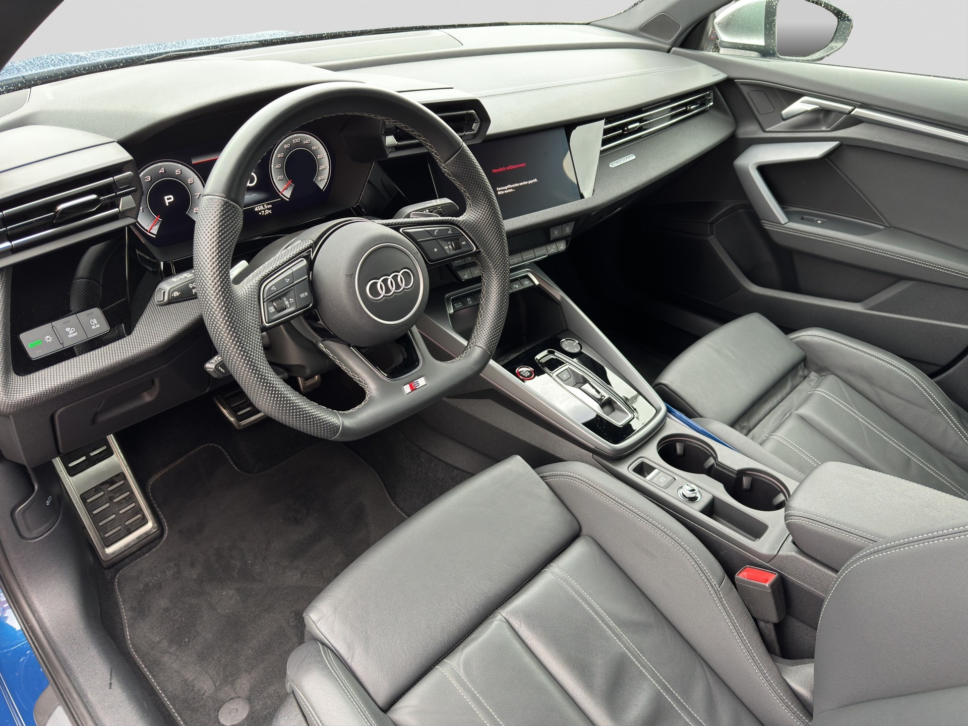AUDI S3 Sportback TFSI quattro S-tronic-image-6