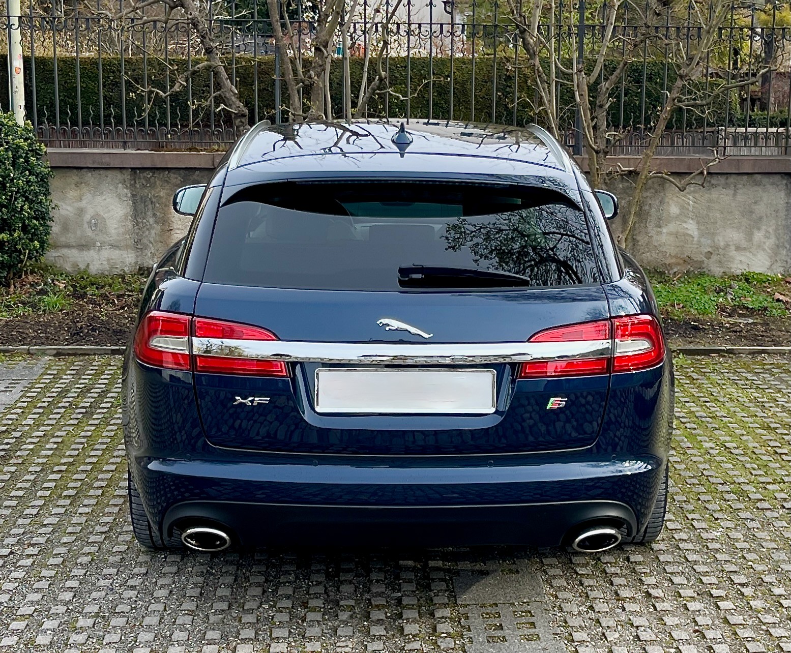 JAGUAR XF Sportbrake 3.0d S V6 Portfolio-image-3