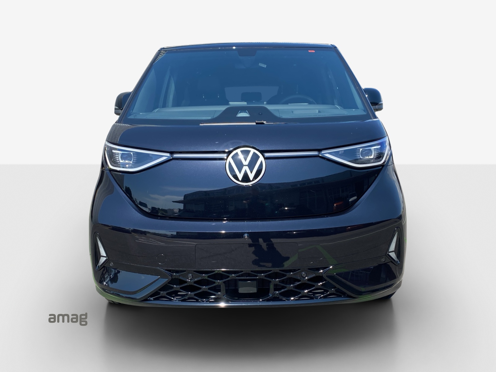 VW ID.Buzz LWB GTX 4 Motion-image-6