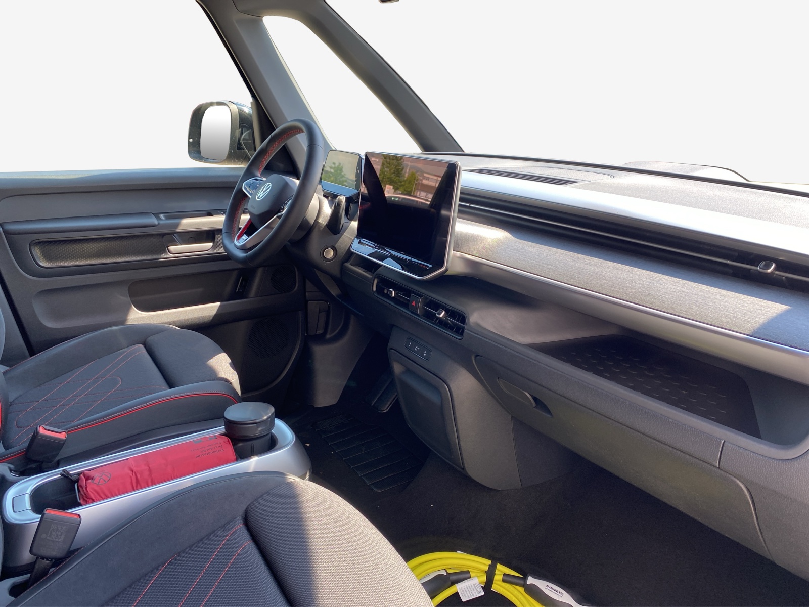 VW ID.Buzz LWB GTX 4 Motion-image-13