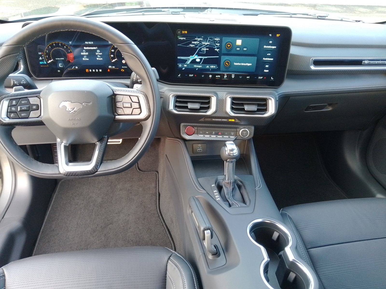 FORD Mustang Convertible 5.0 V8 GT-image-4