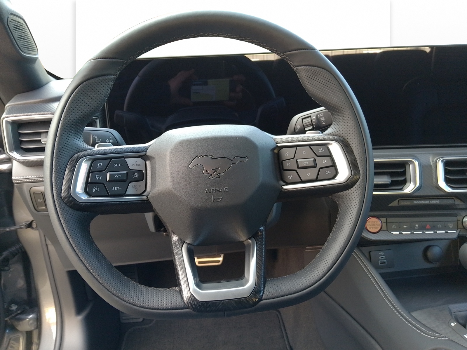 FORD Mustang Convertible 5.0 V8 GT-image-5
