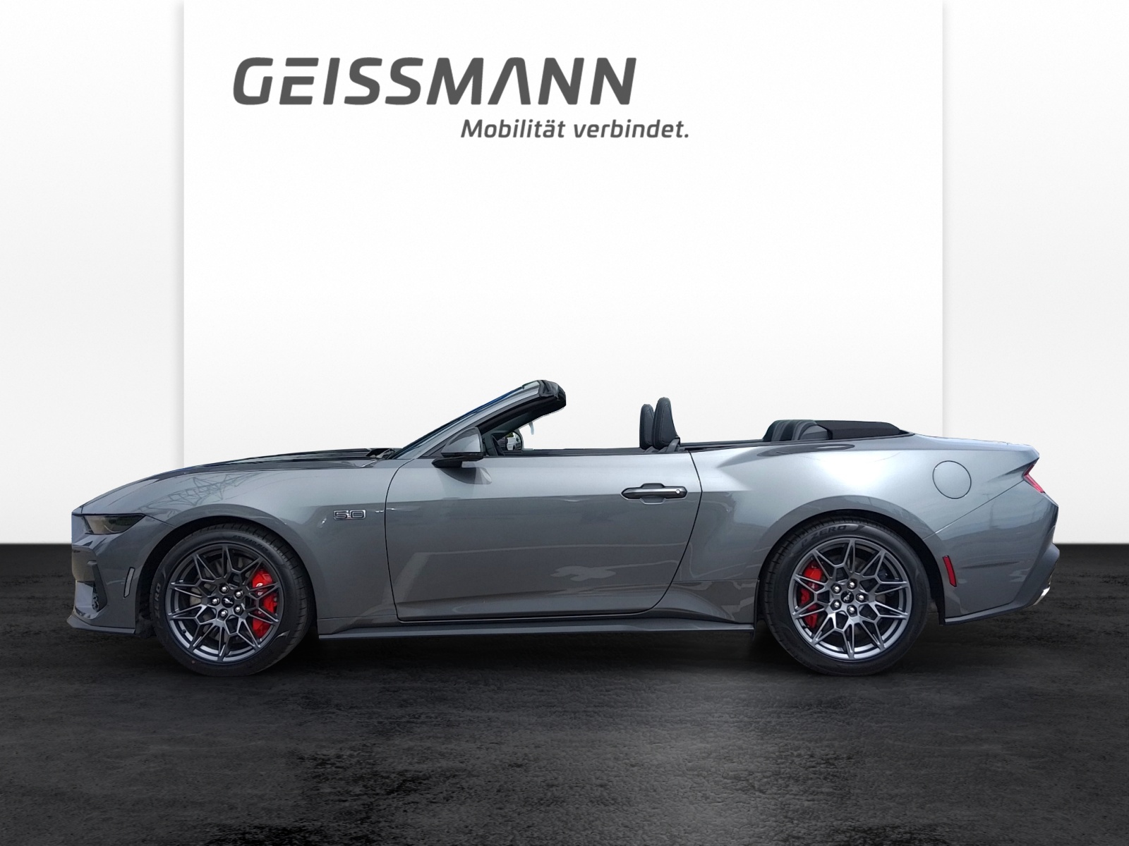 FORD Mustang Convertible 5.0 V8 GT-image-1