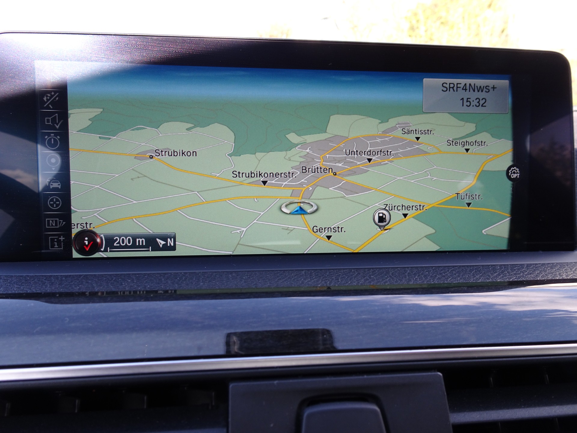 BMW 320d xDrive Touring Sport Line Steptronic-image-11