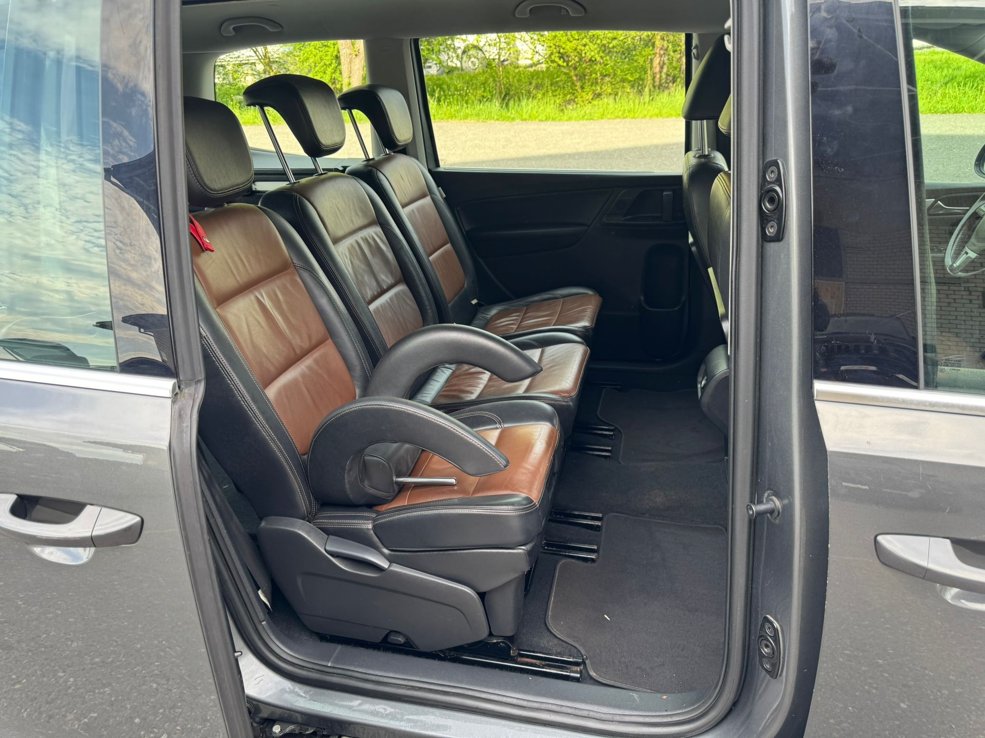 VW Sharan 2.0 TDI BlueMotion Technology Highline-image-10