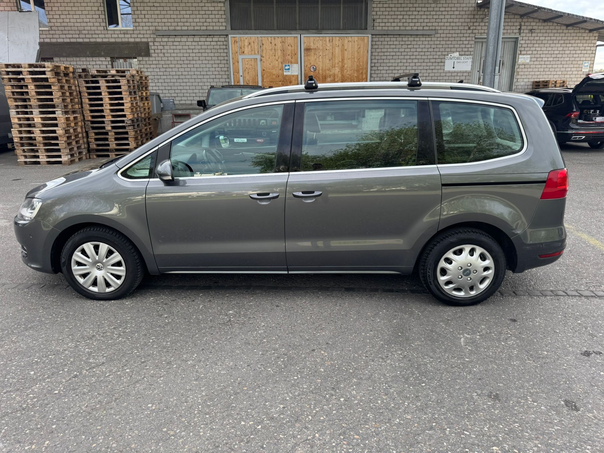 VW Sharan 2.0 TDI BlueMotion Technology Highline-image-7