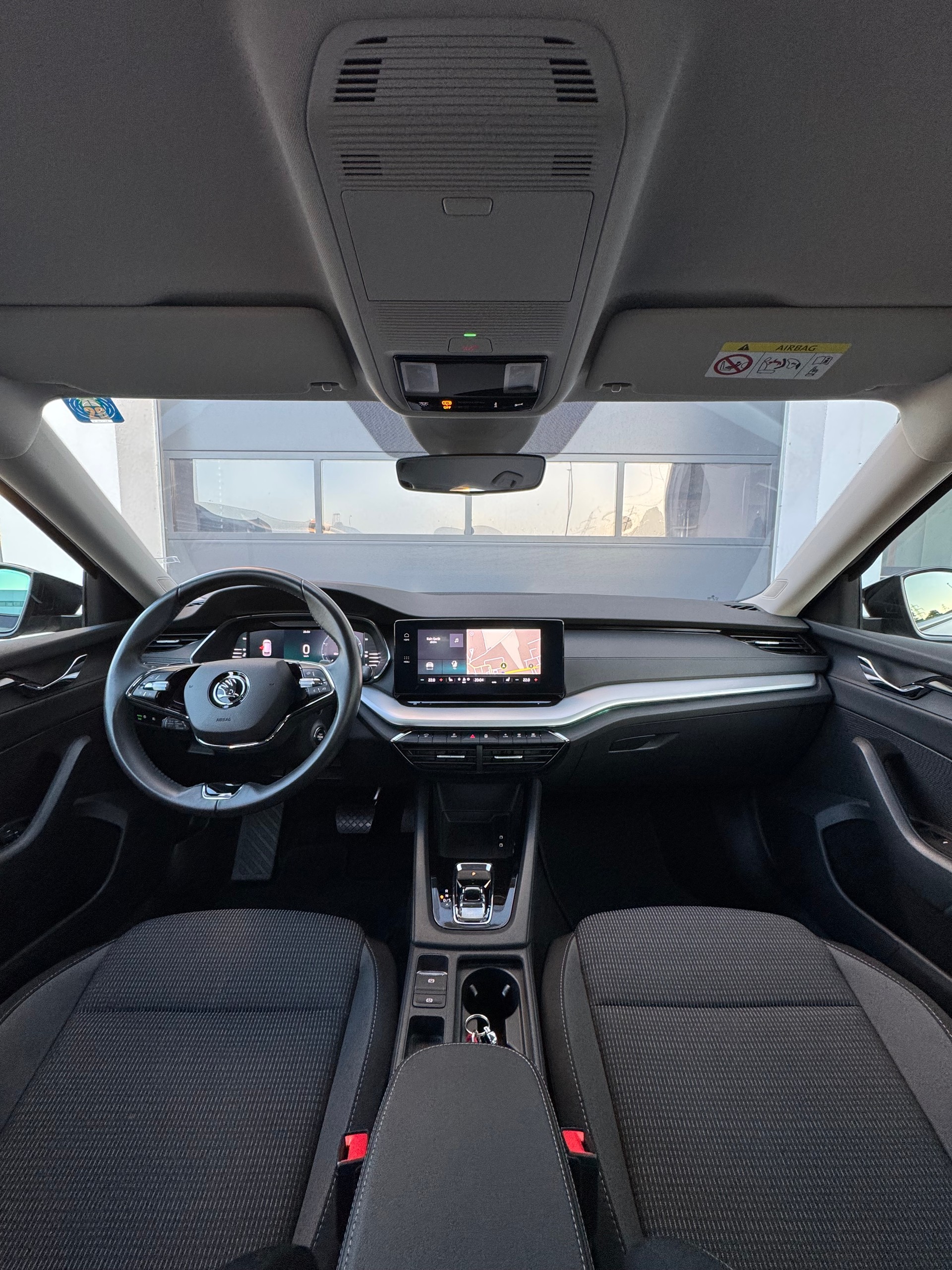 SKODA Octavia Combi 1.5 TSI mHEV DSG Ambition-image-9