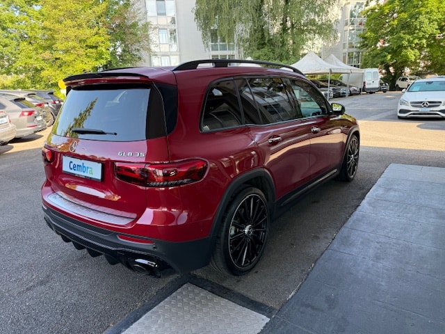 MERCEDES-BENZ GLB 35 AMG 4Matic 8G-Tronic-image-4