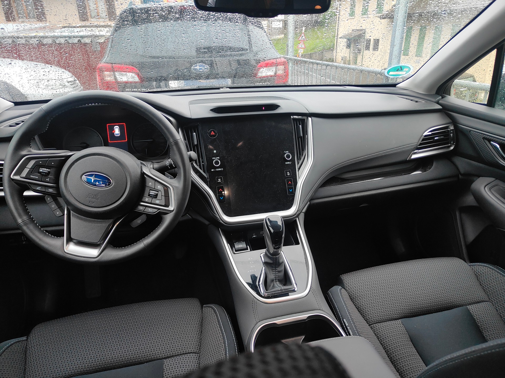 SUBARU Outback 2.5i Swiss Plus AWD Lineartronic-showroom-element-2