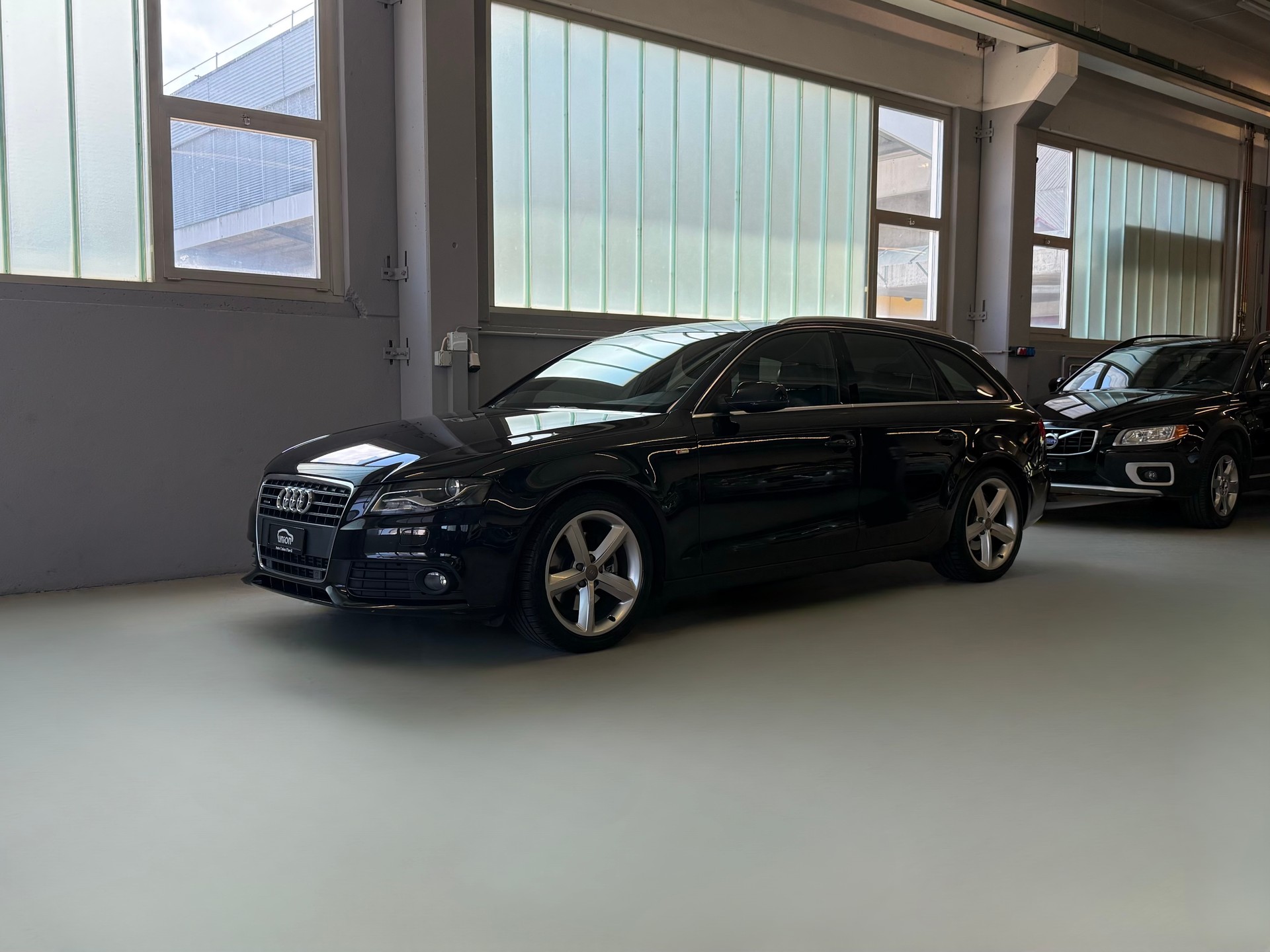 AUDI A4 Avant 2.0 TDI quattro S-line
