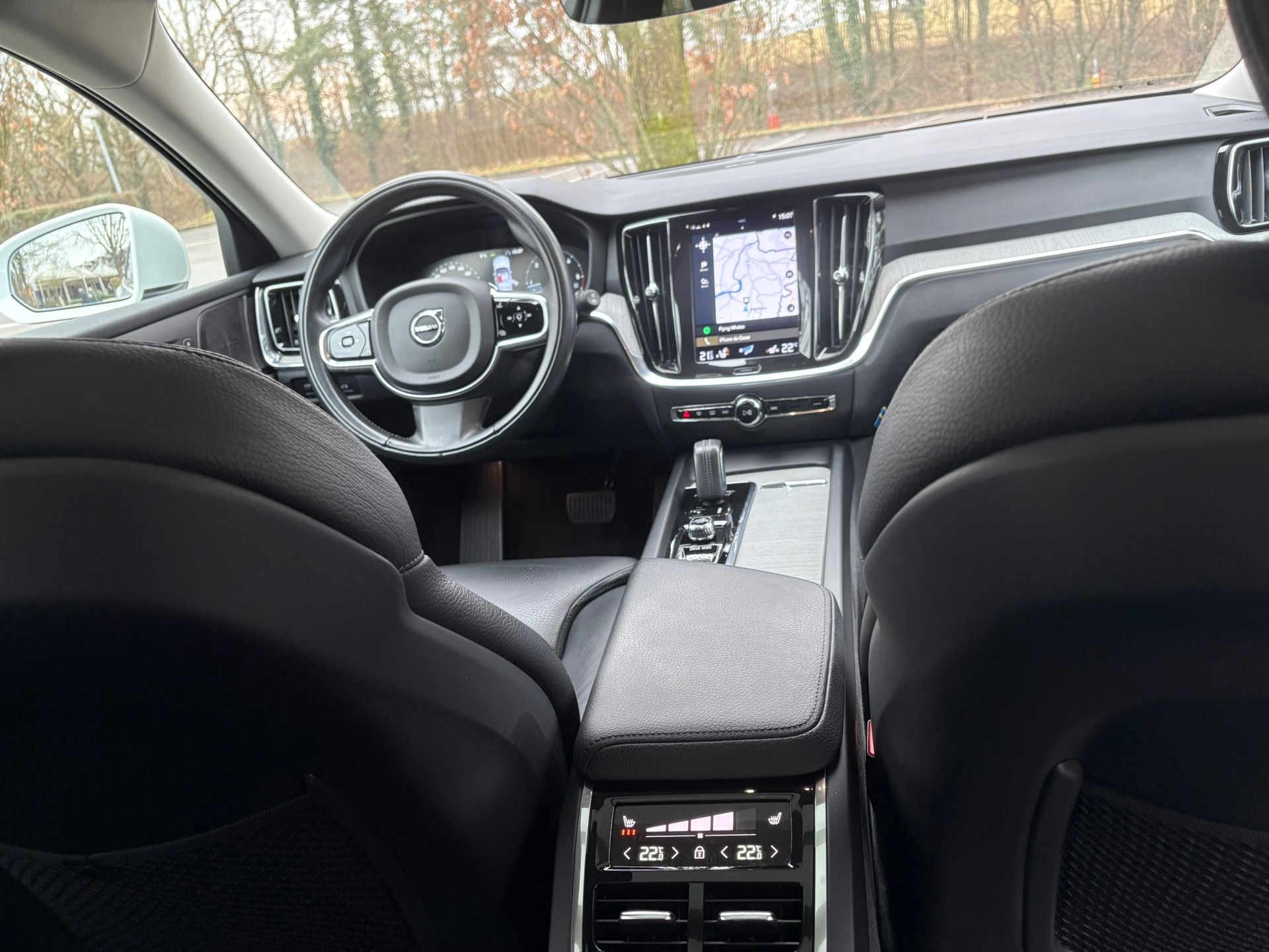 VOLVO V60 Cross Country B4 Mild Hybrid AWD-image-7