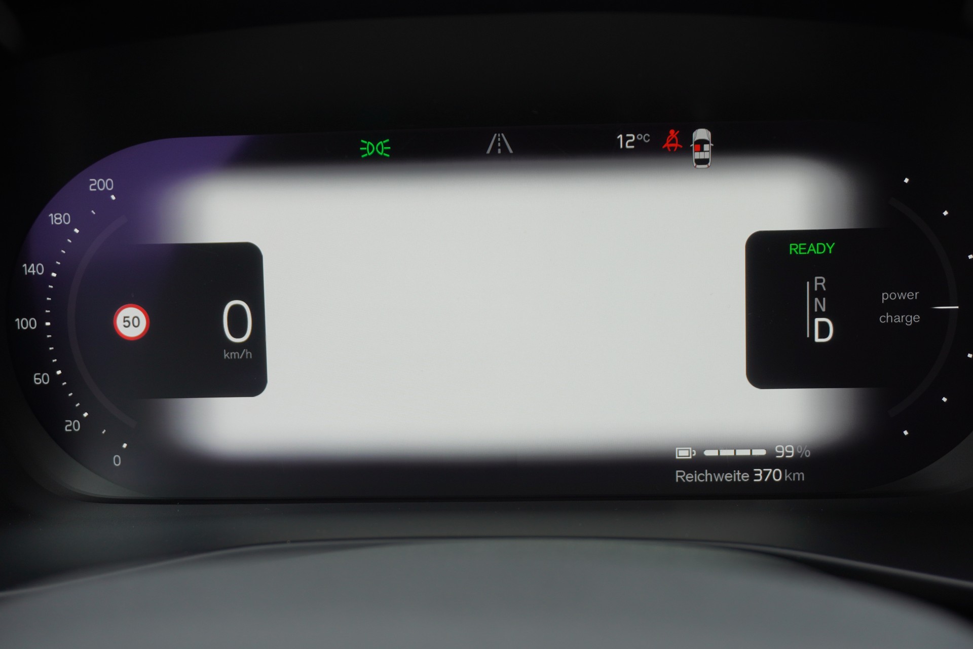 VOLVO C40 Recharge P8 Twin AWD Pure Electric Ultimate-image-31