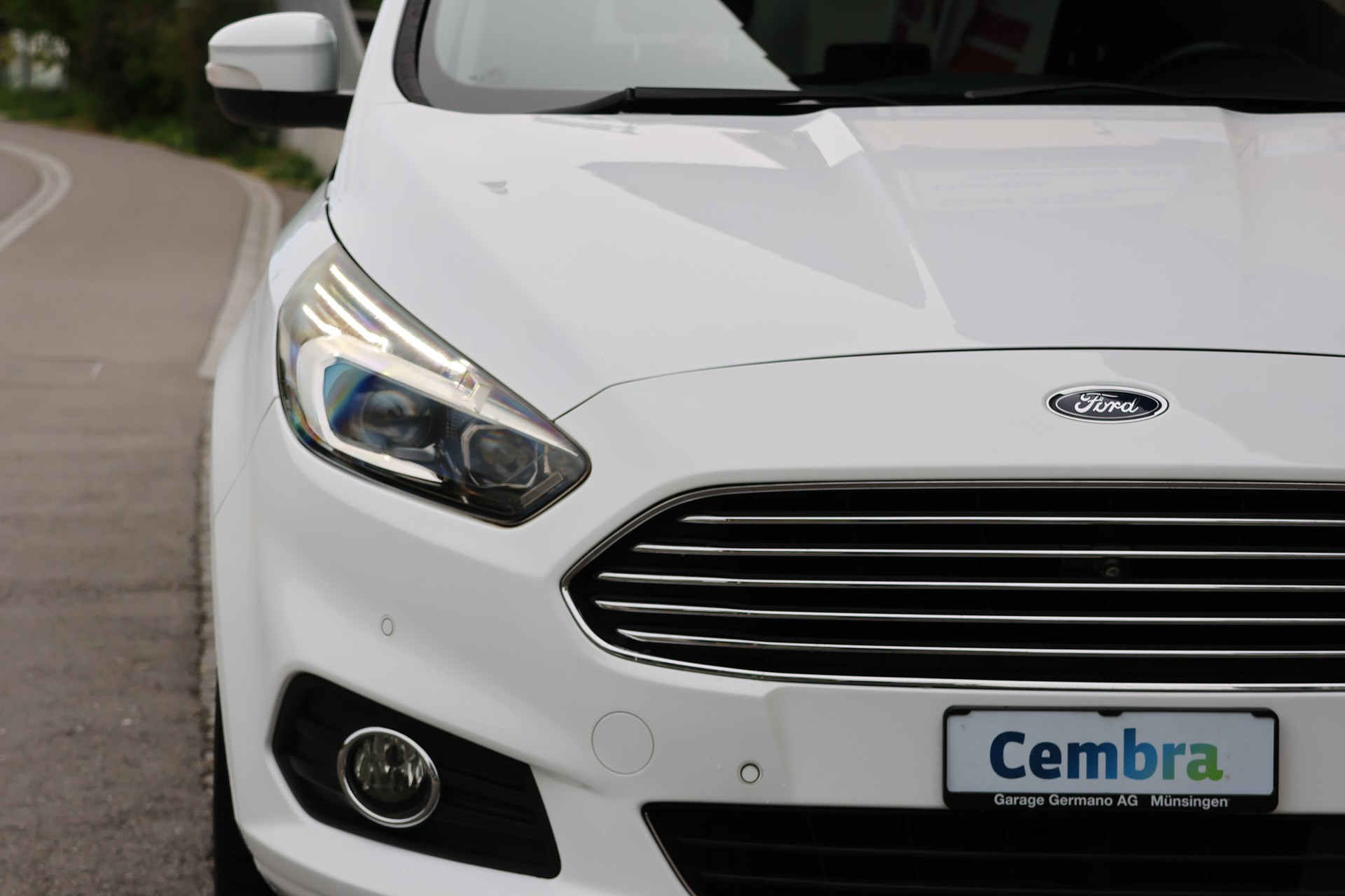 FORD S-Max 2.0 TDCi ST-Line AWD PowerShift 7 Plätzer mit AHK-showroom-element-2