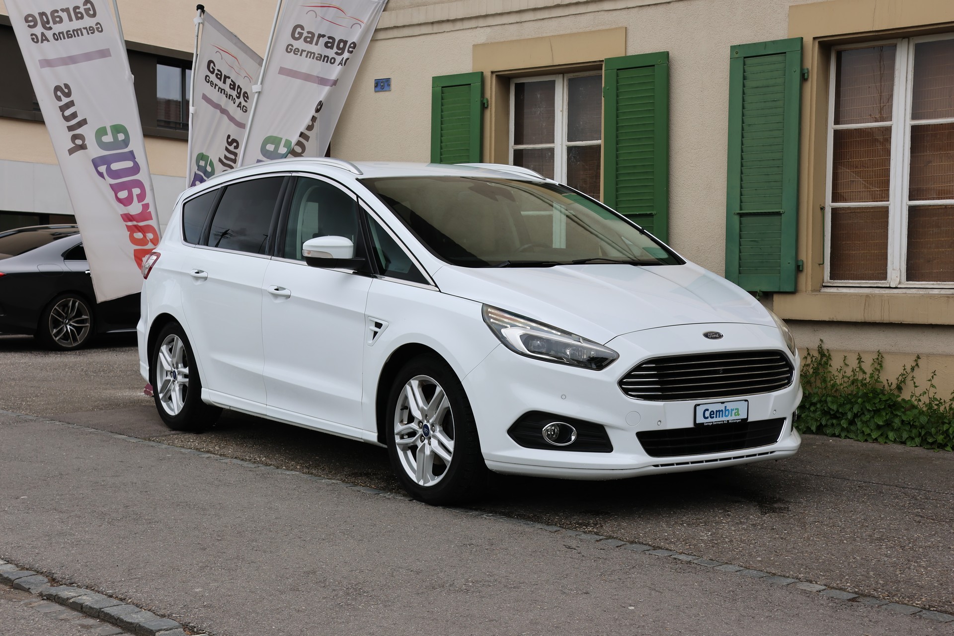 FORD S-Max 2.0 TDCi ST-Line AWD PowerShift 7 Plätzer mit AHK-showroom-element-3