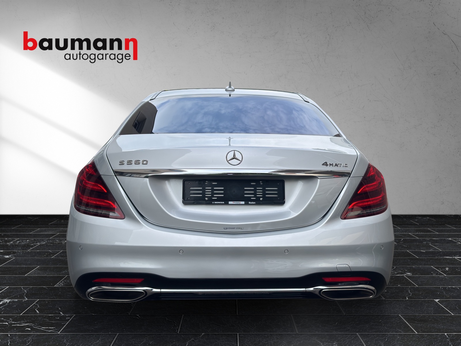 MERCEDES-BENZ S 560 4Matic 9G-Tronic-showroom-element-3