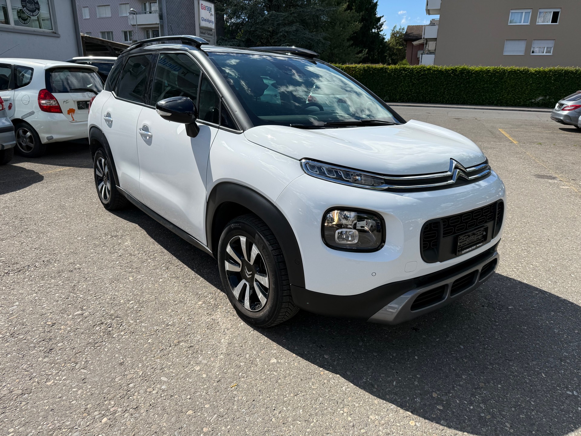 CITROEN C3 Aircross 1.2i PureTech Shine EAT-showroom-element-1